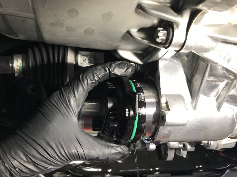 Skift af gearolie og filter i Tesla Model 3, Y og S